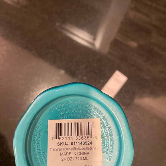 Starbucks Two-Toned Blue Geometric Tumbler - Picture 4 of 4